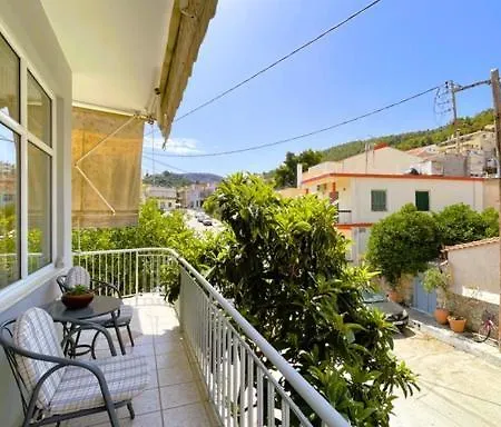 Apartment Under The Castle Nafplio